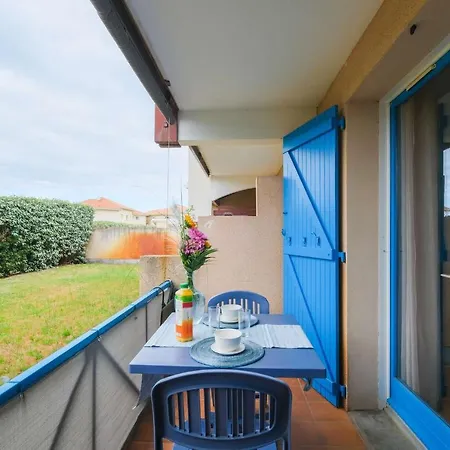 Avec Terrasse Pour 2 Ou 4 Personnes Classe 1 Etoile